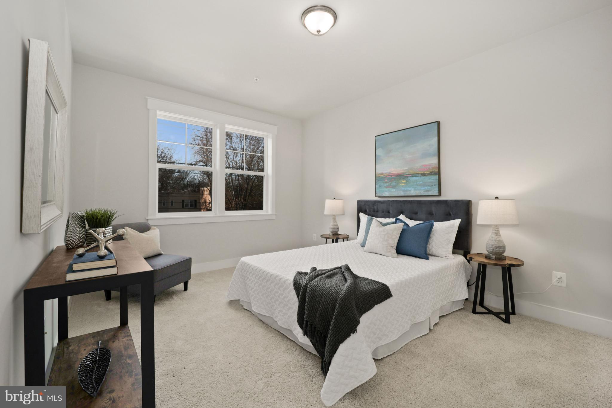 DEANWOOD PARK - Residential