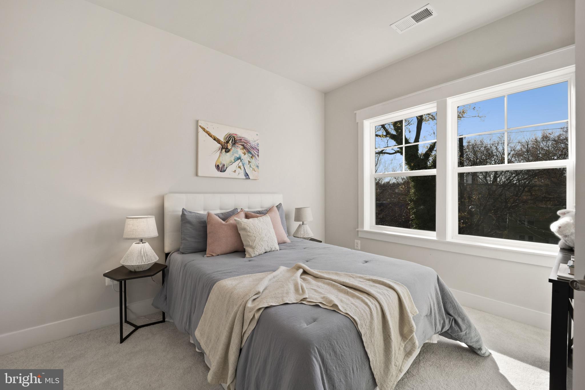 DEANWOOD PARK - Residential