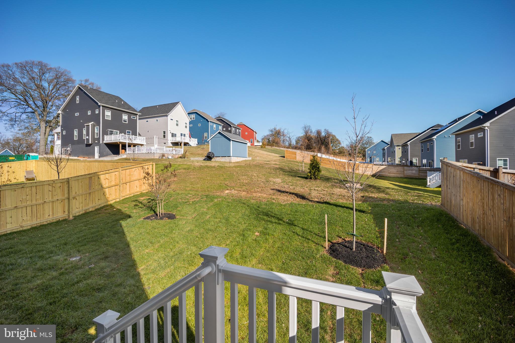 DEANWOOD PARK - Residential