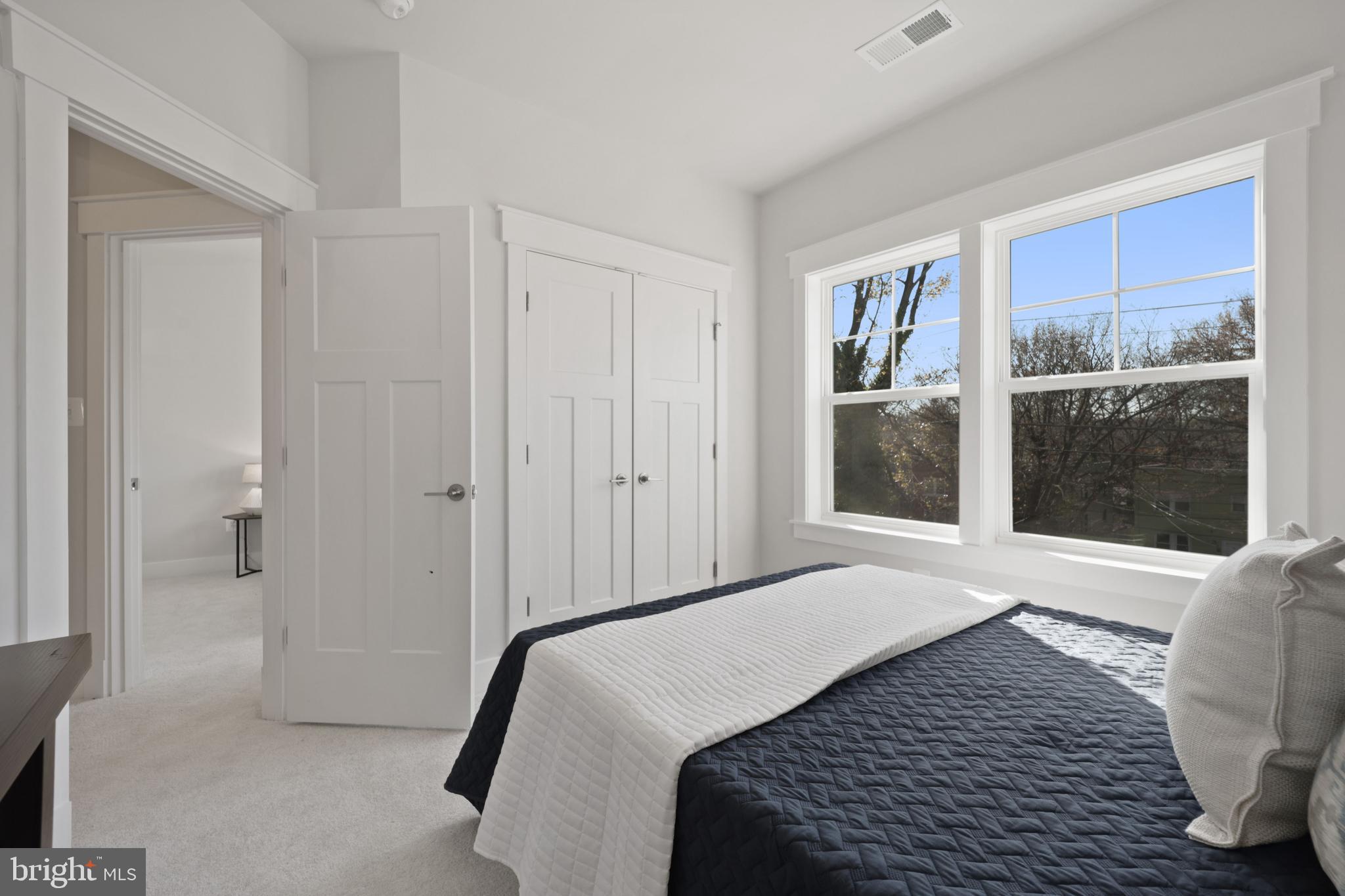 DEANWOOD PARK - Residential