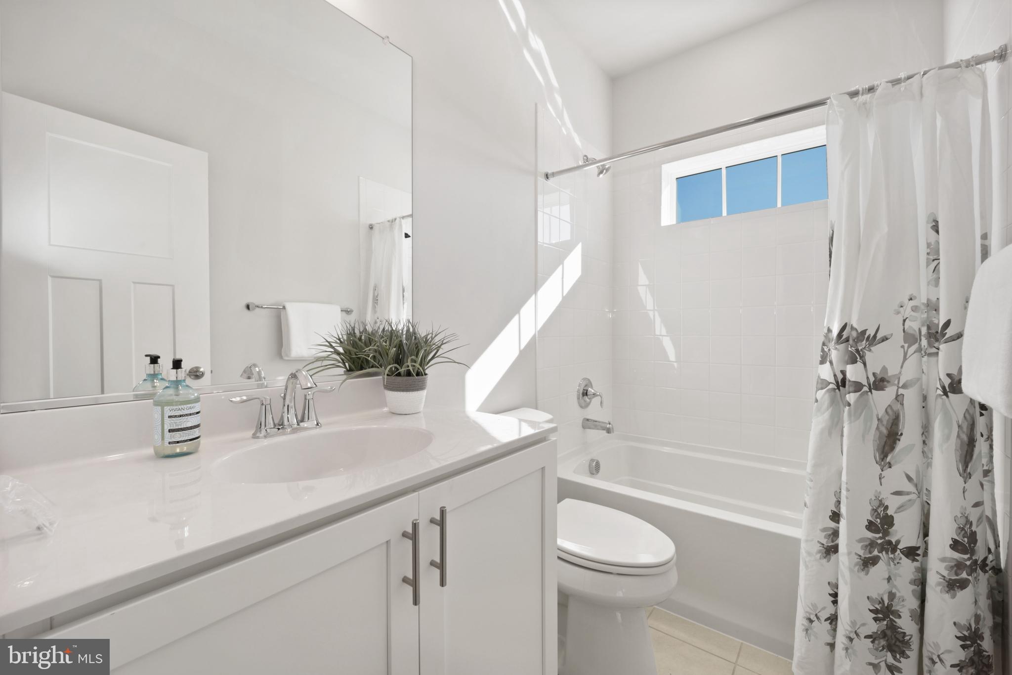 DEANWOOD PARK - Residential