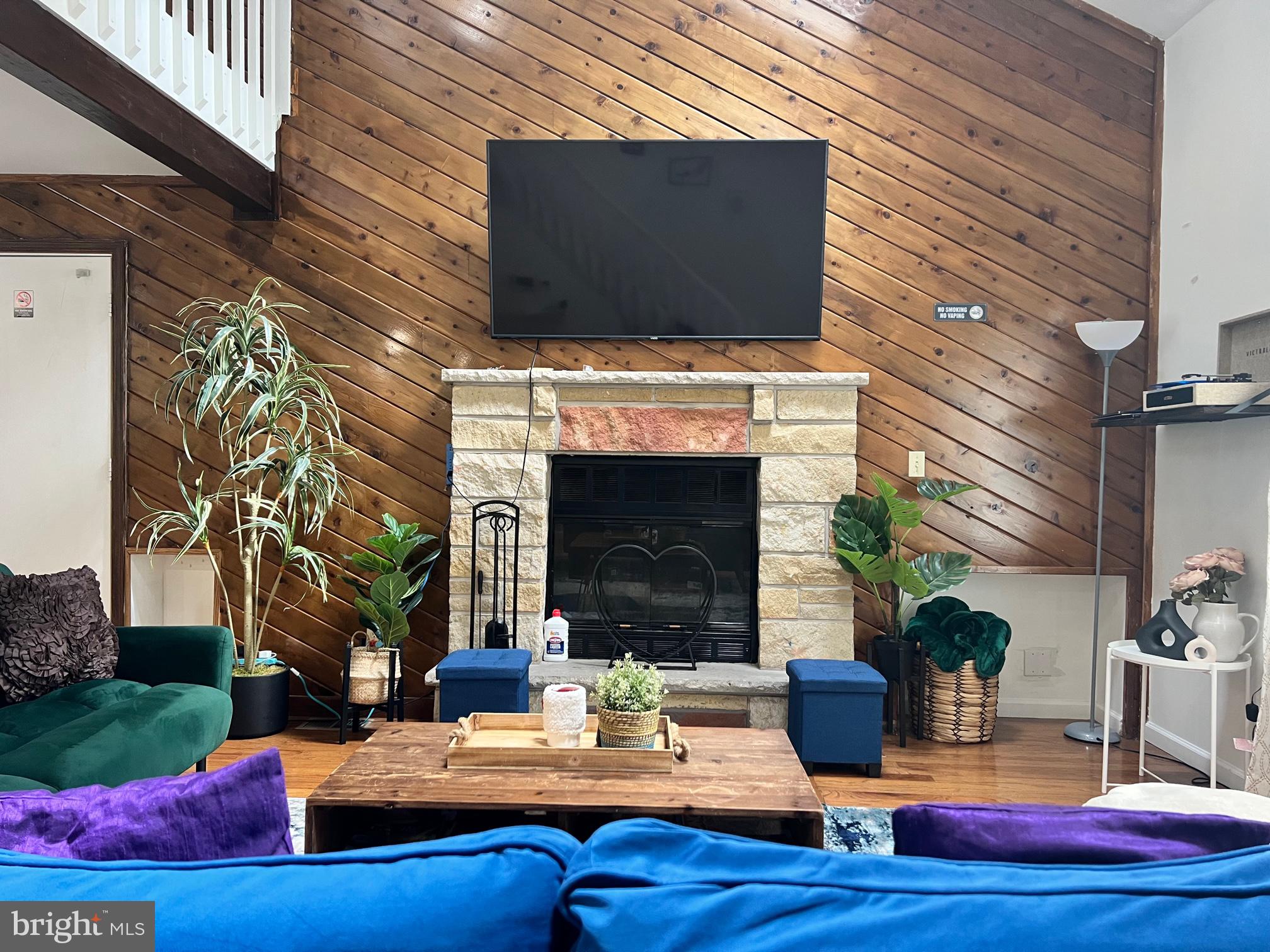 POCONO FARMS - Residential Lease