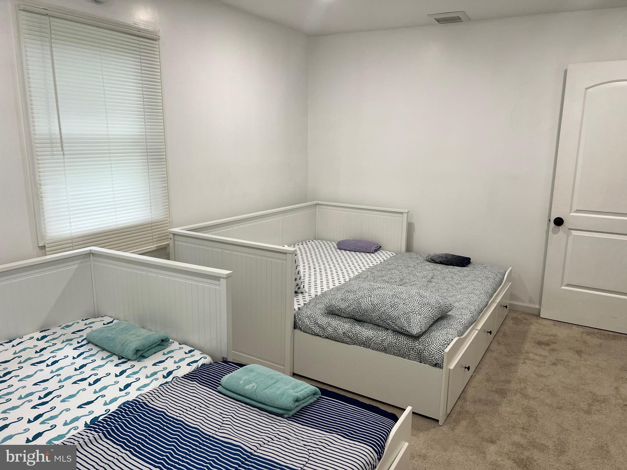 POCONO FARMS - Residential Lease