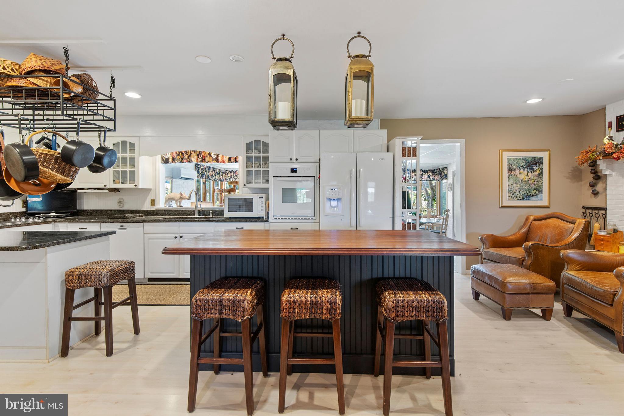 JARRETTSVILLE - Residential