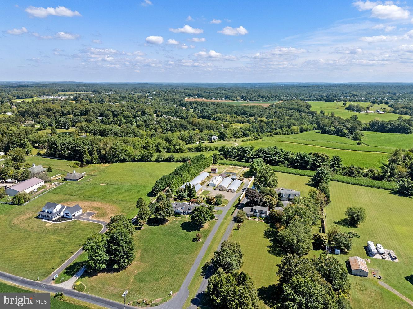 JARRETTSVILLE - Residential