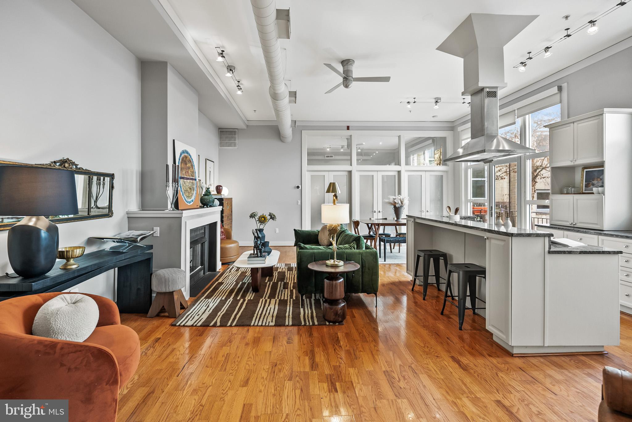 2380 CHAMPLAIN STREET NW 202