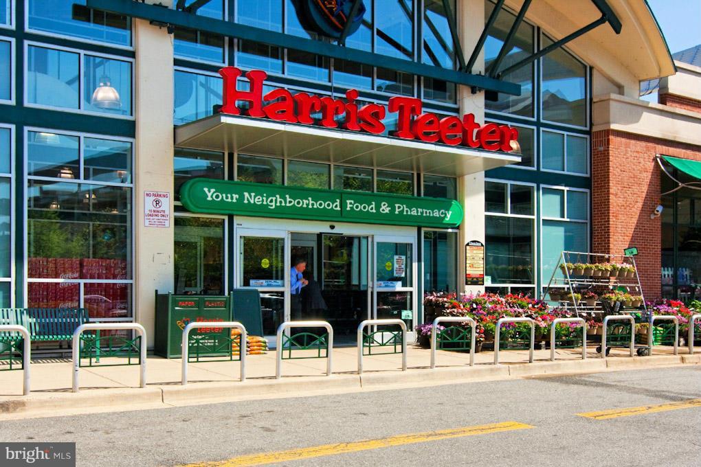 SOUTHAMPTON - Residential Lease