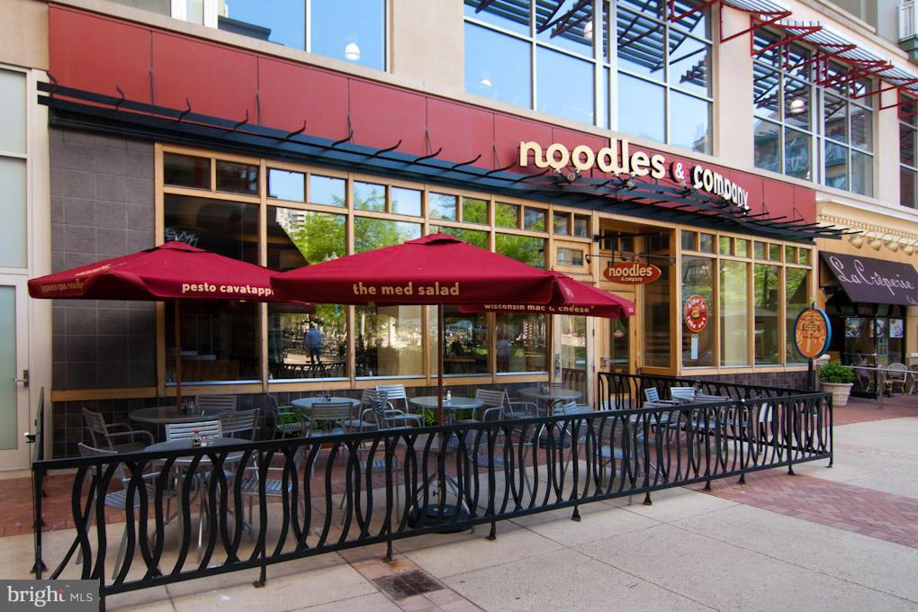 SOUTHAMPTON - Residential Lease