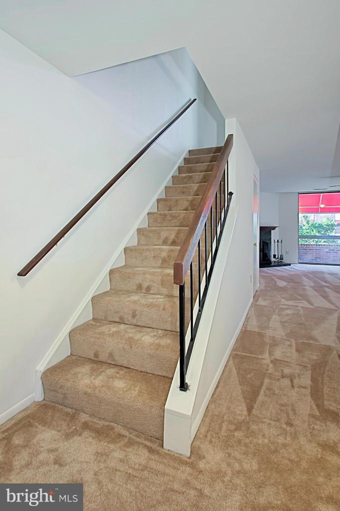 SOUTHAMPTON - Residential Lease