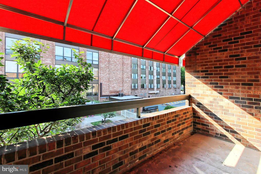 SOUTHAMPTON - Residential Lease