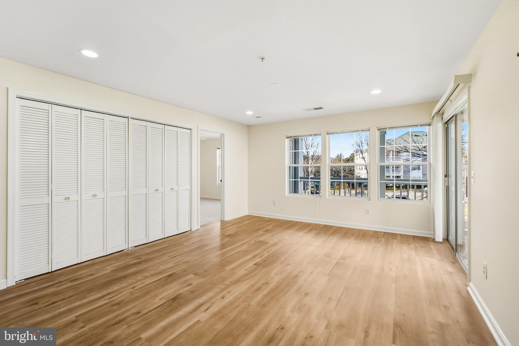 PROSPECT COVE AT LAKESID - Residential