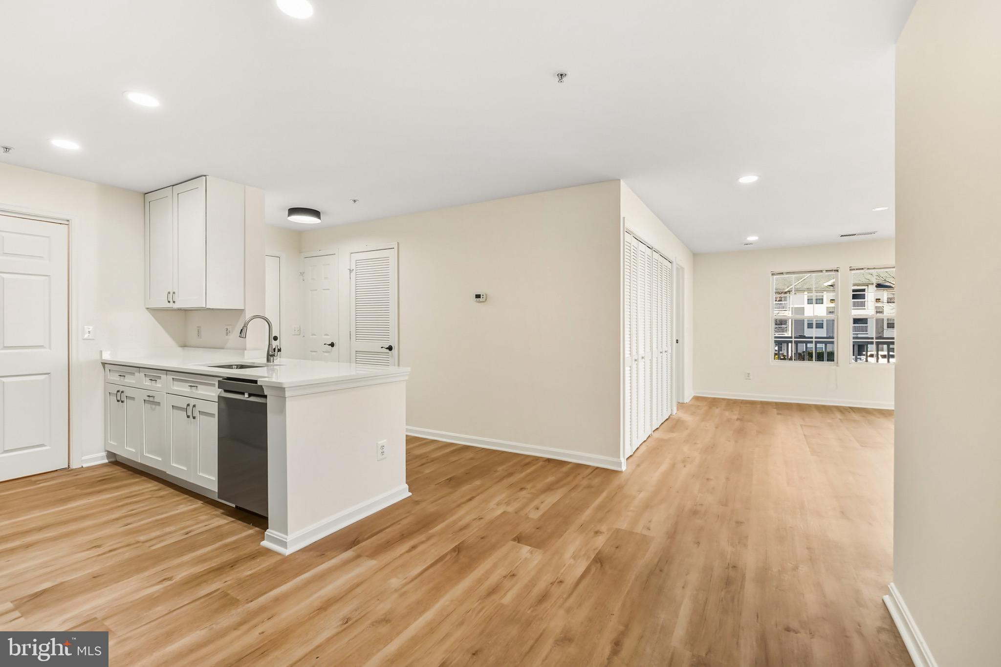 PROSPECT COVE AT LAKESID - Residential