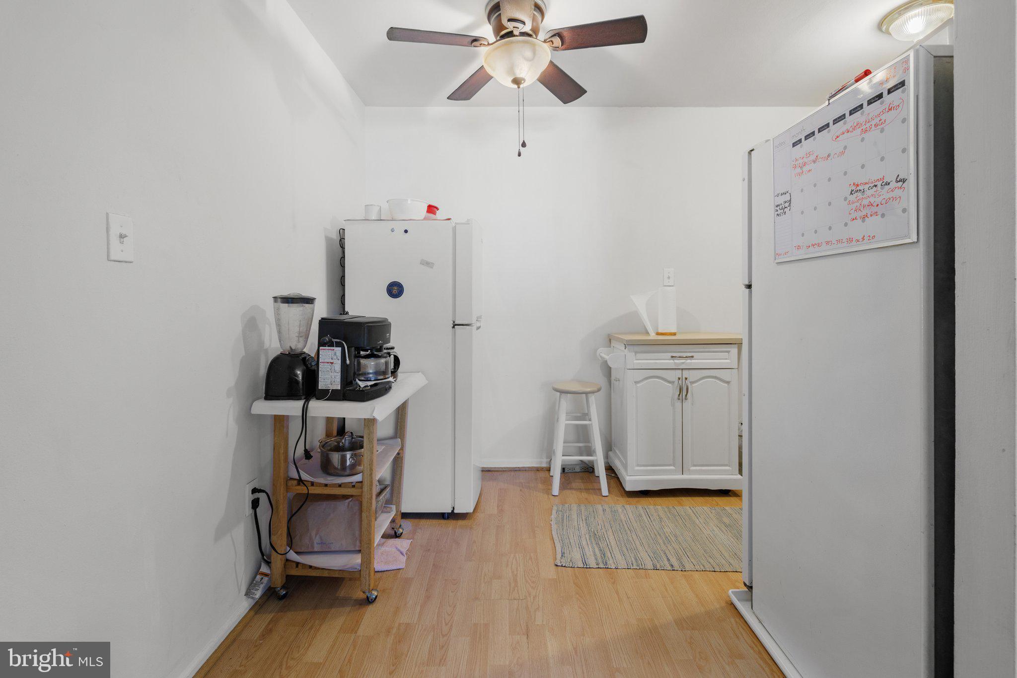 PEMBROOKE - Residential