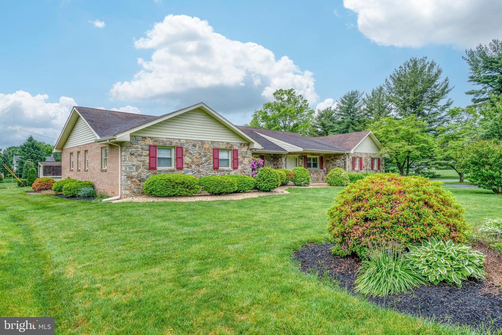 Photo of 126 Sunrise Avenue, Lancaster, PA 17601 (MLS # PALA2050956)