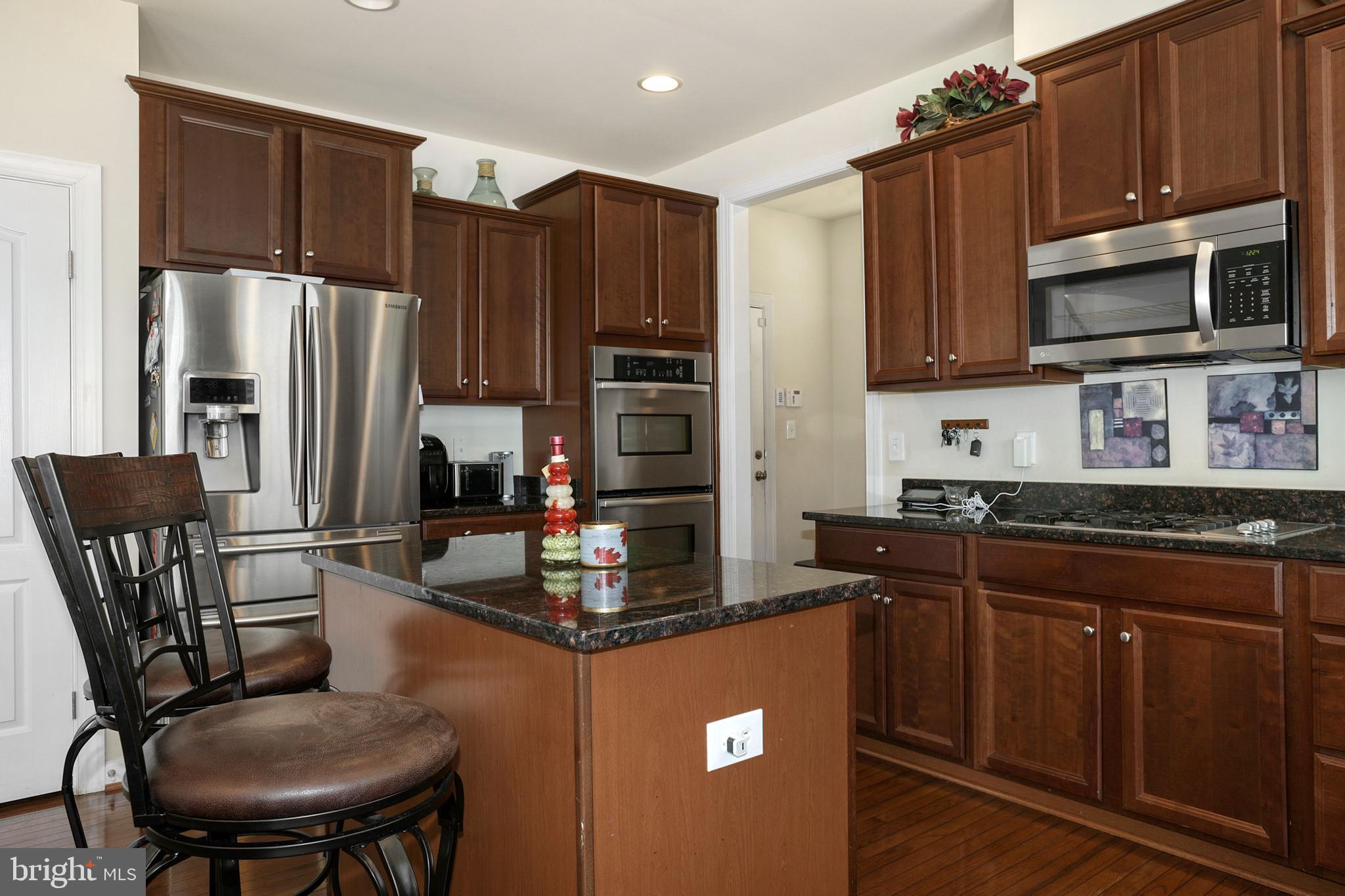 PORT POTOMAC - Residential