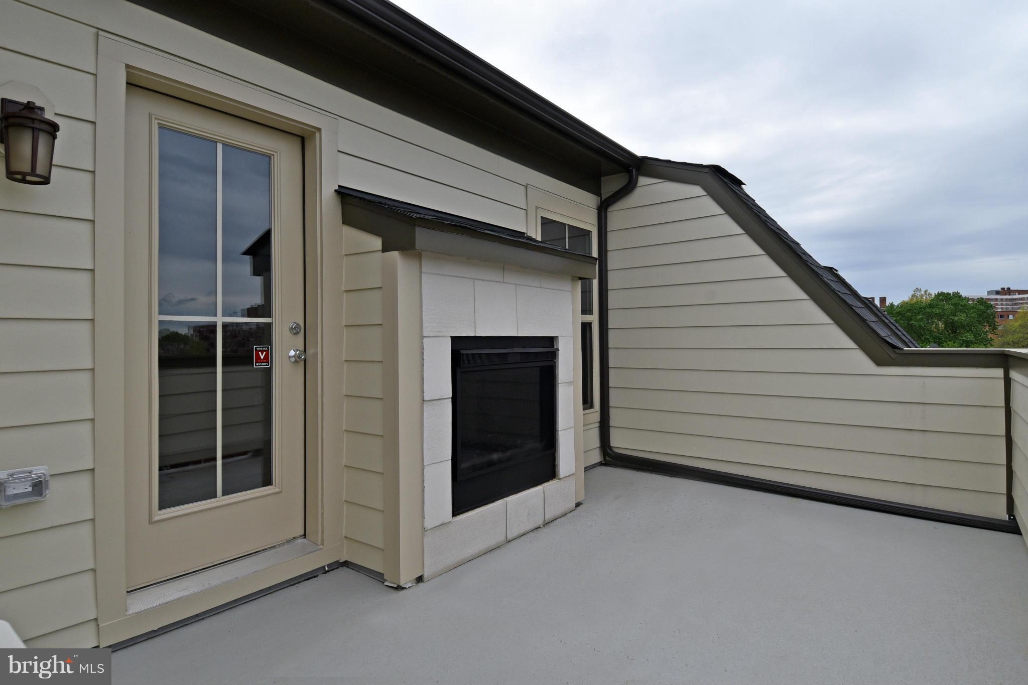 CARVER PLACE - Residential Lease