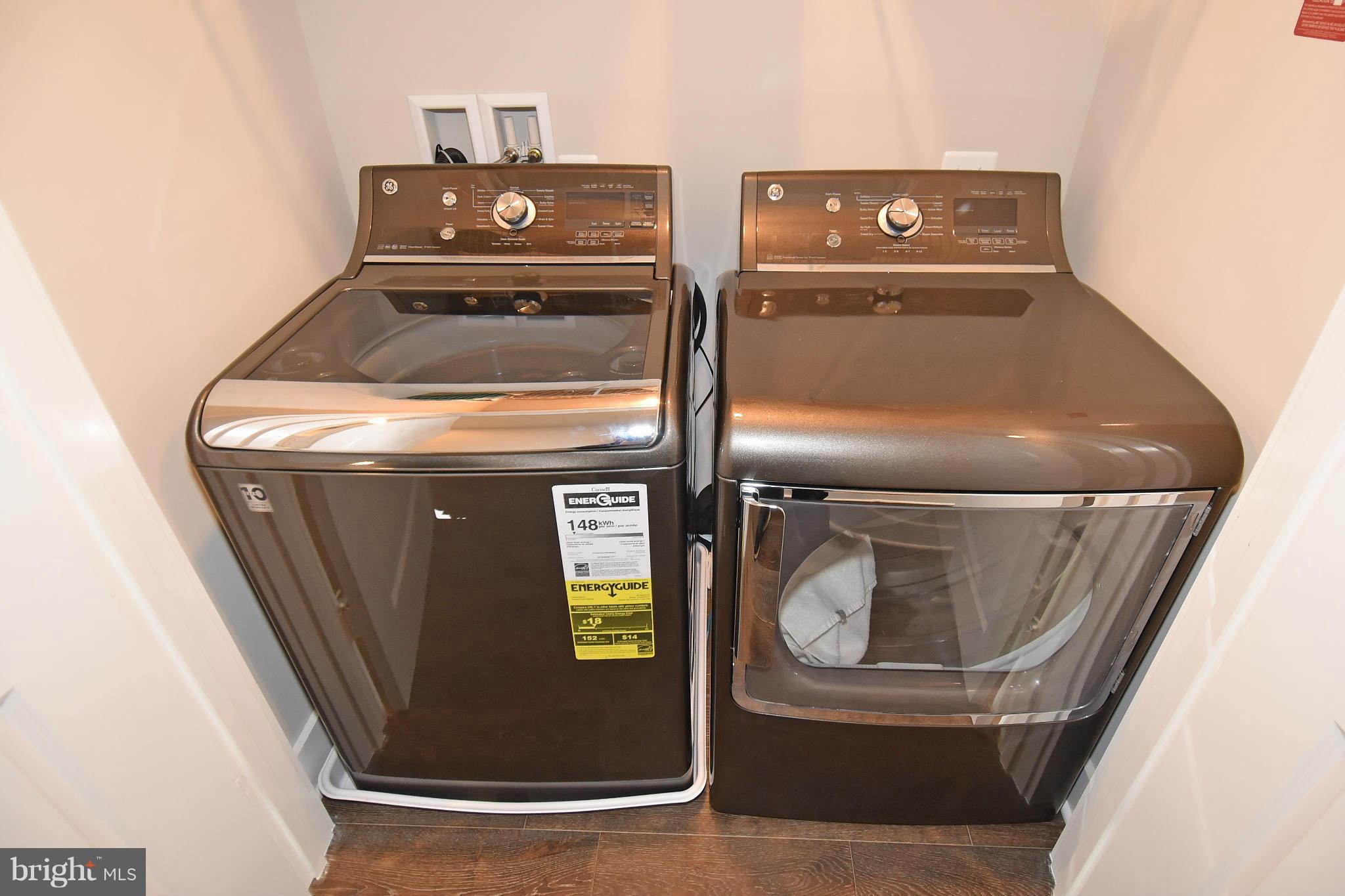 CARVER PLACE - Residential Lease