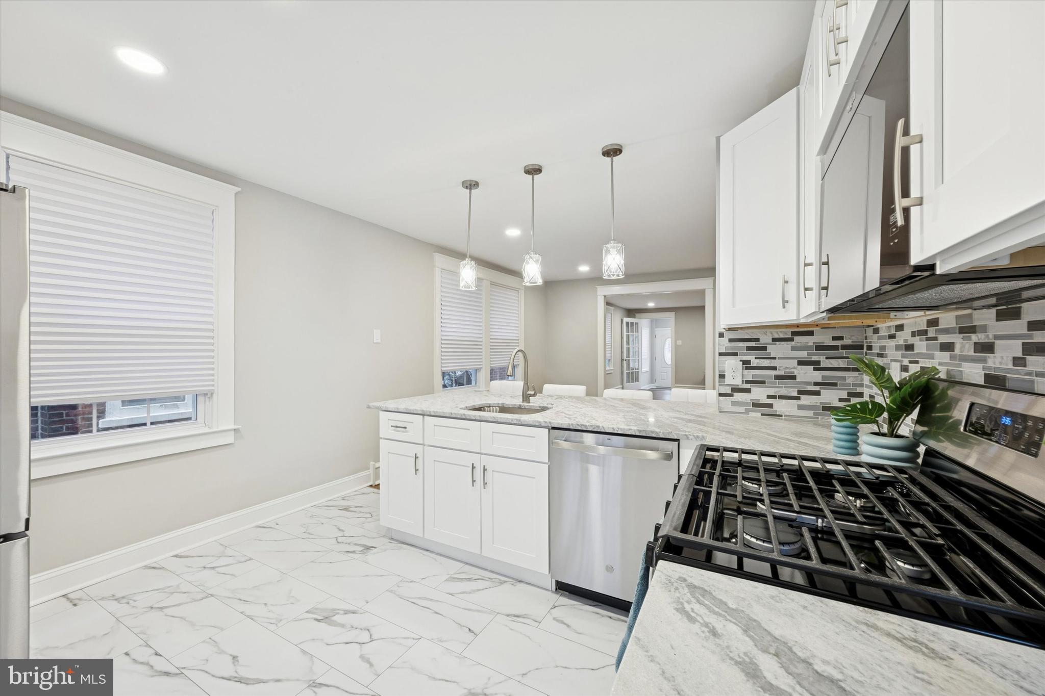 SHARON HILL - Residential