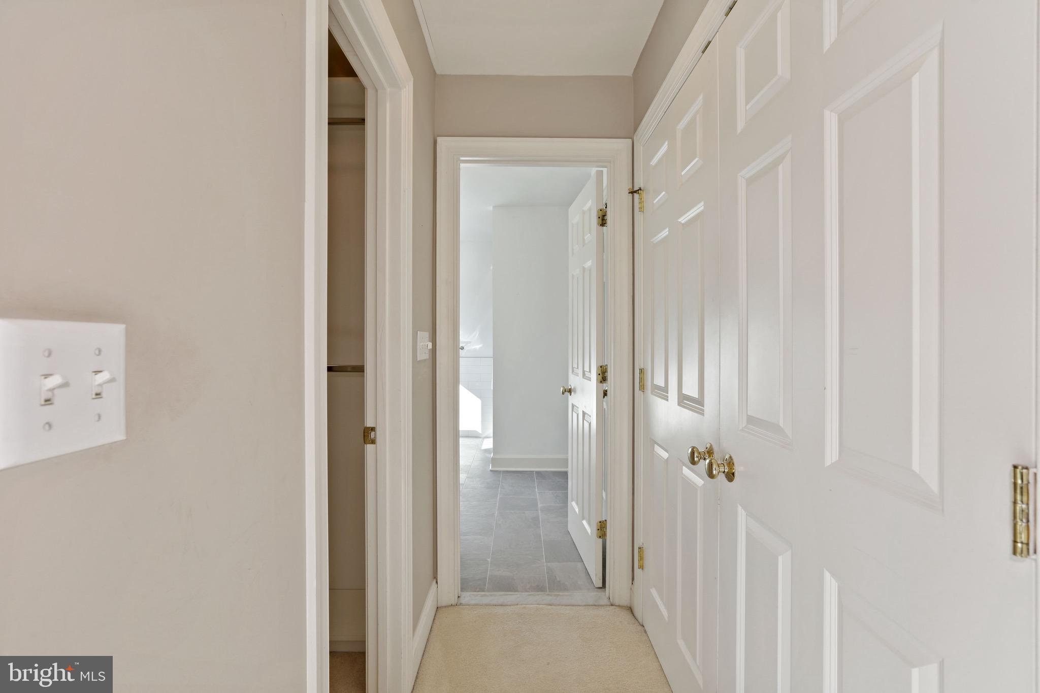 ANNAPOLIS ROADS - Residential