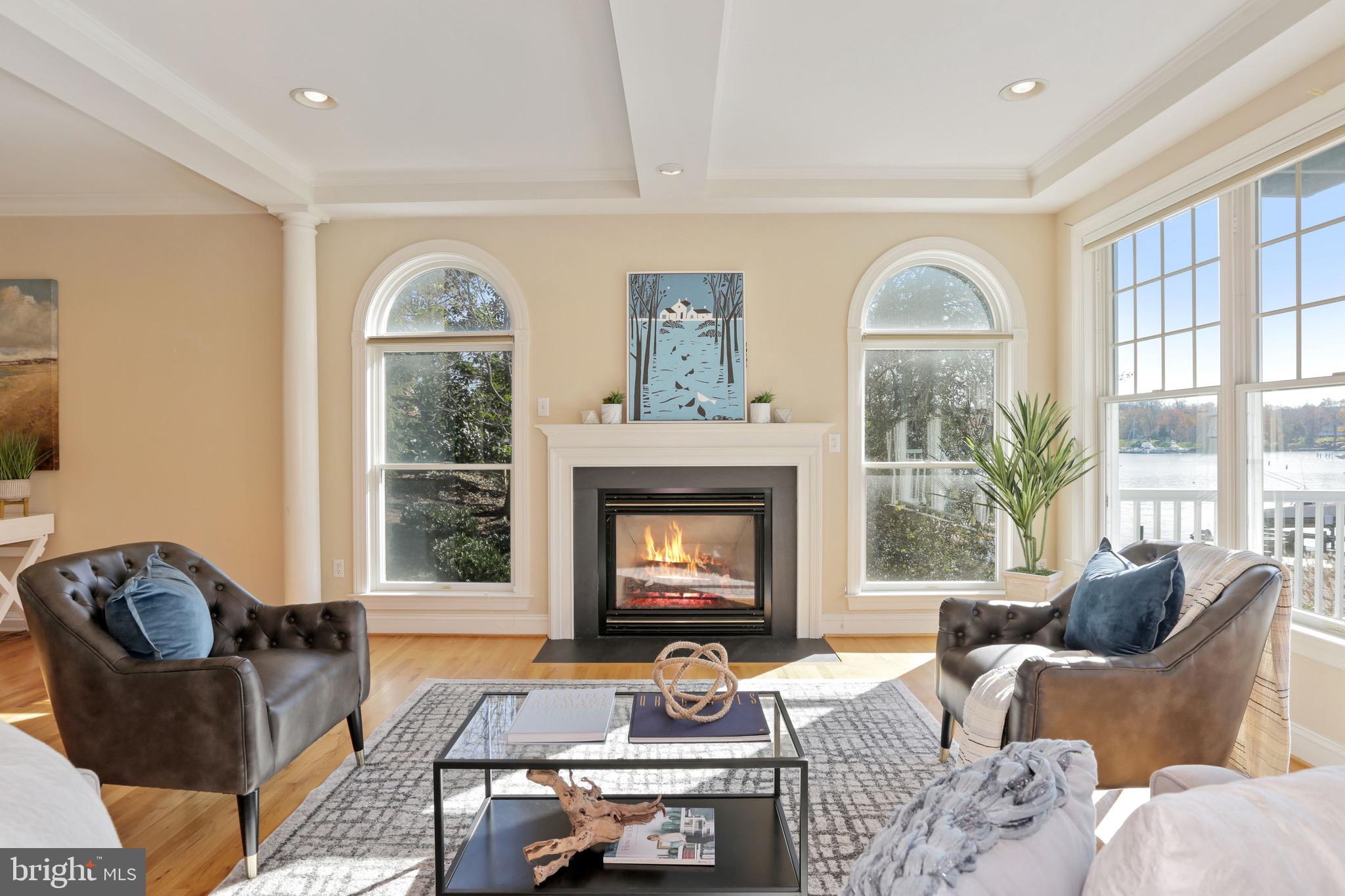 ANNAPOLIS ROADS - Residential