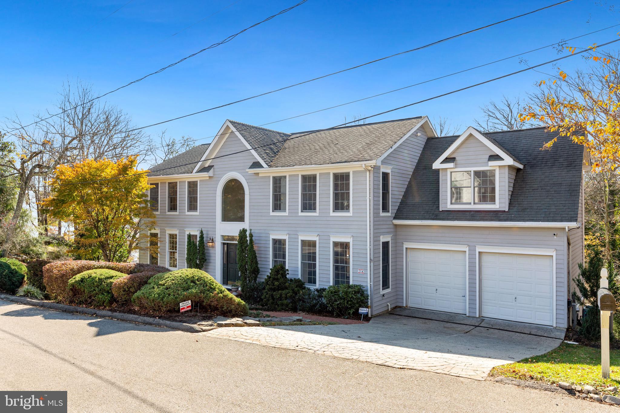 ANNAPOLIS ROADS - Residential