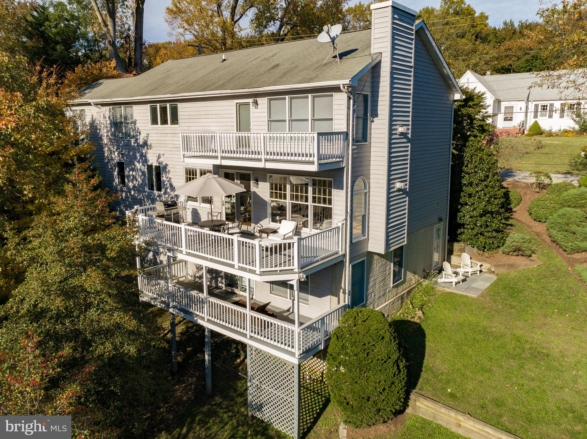 ANNAPOLIS ROADS - Residential