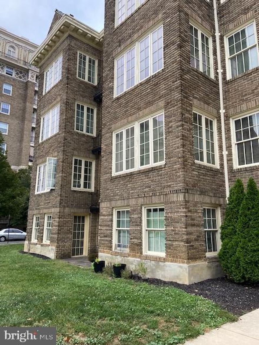 Located in Baltimore's historic Reservoir Hill; this spacious 2-bedroom, 2-bath apartment located on the top level of a mid-rise building has a great view of the city. Offering a great living space with central air, a comfortable open layout, and a modern feel within a classic 1900s structure. The washer and dryer have been recently replaced, adding extra convenience to this well-appointed home. With easy access to Druid Hill Park, public transportation, and downtown Baltimore, this apartment is ideally situated for both convenience and charm. Pets are welcome on a case-by-case basis, this is a non-smoking residence. Available for move-in October 8th.