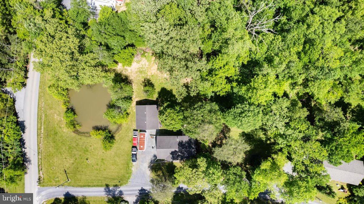 HIDDEN RIVER - Residential Lease