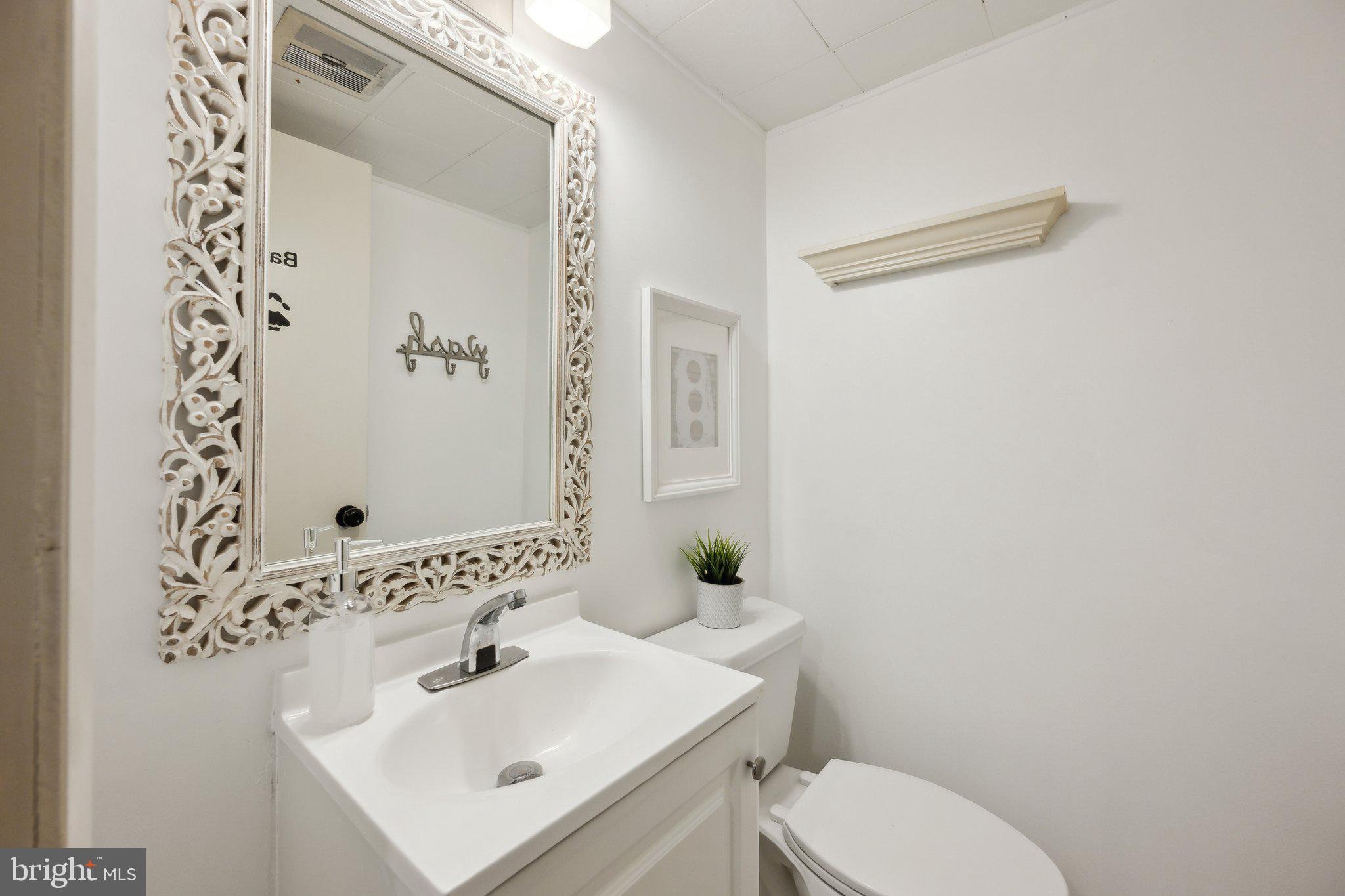 ROCK CREEK MANOR - Residential