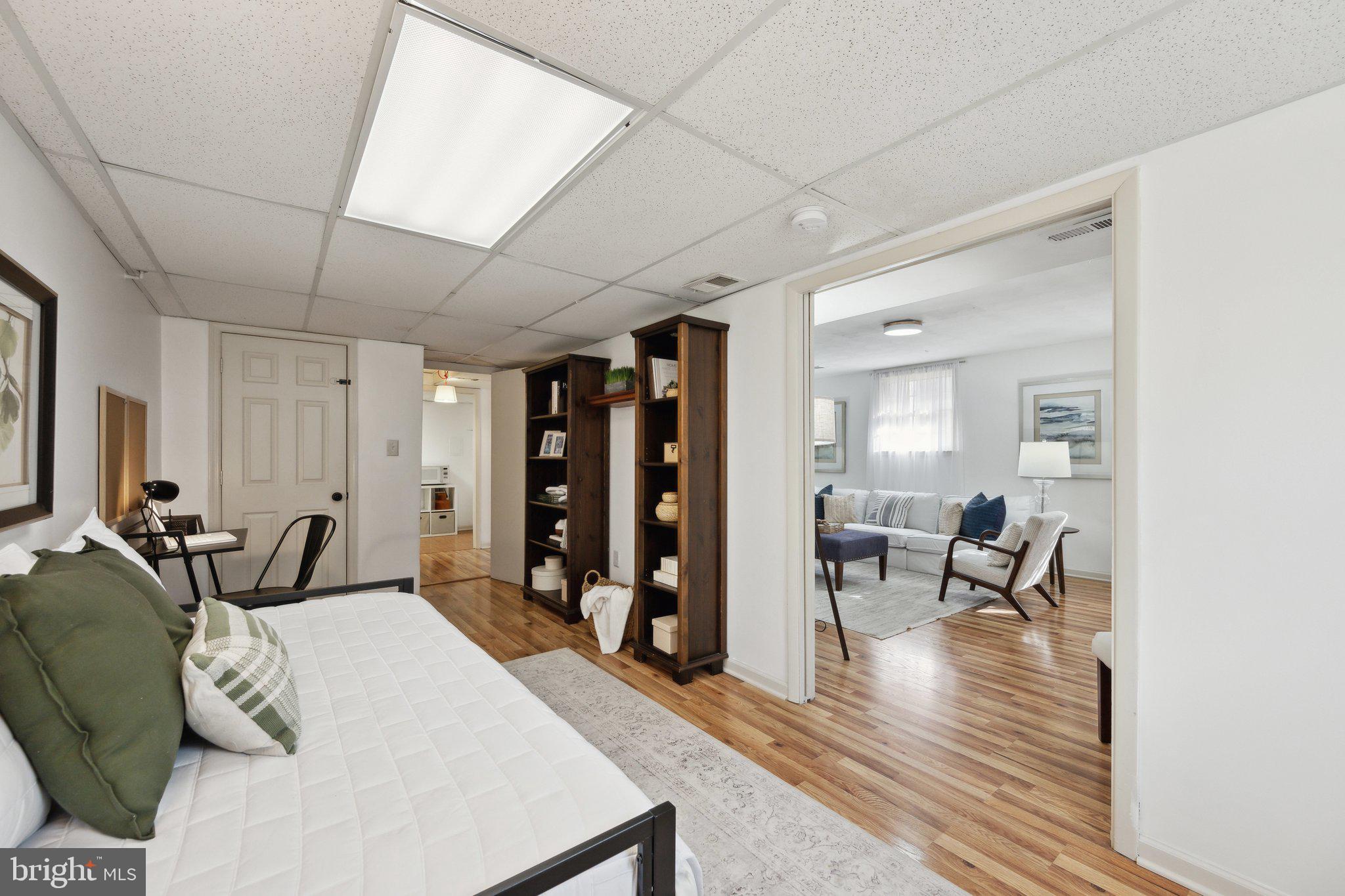 ROCK CREEK MANOR - Residential