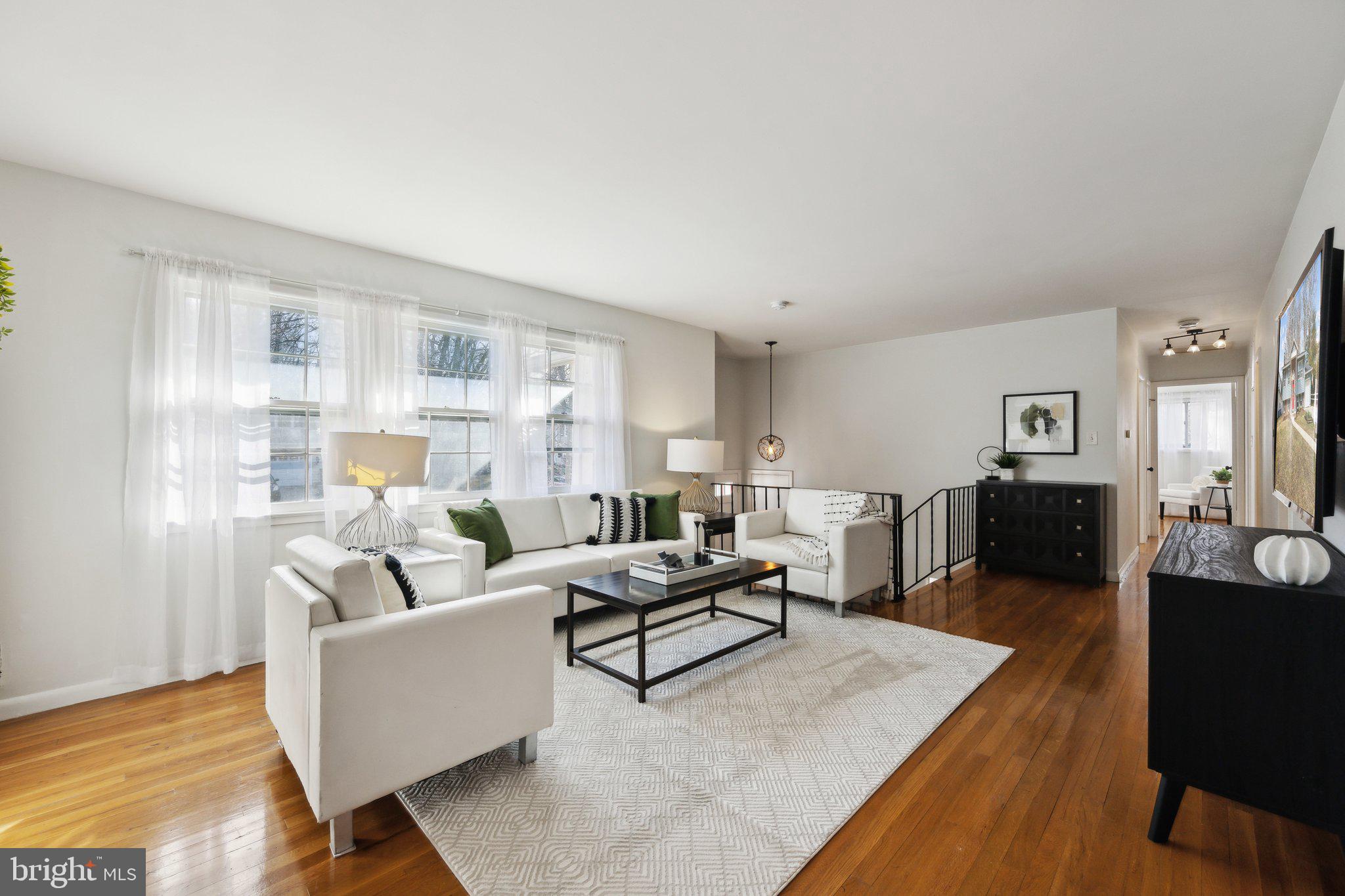 ROCK CREEK MANOR - Residential