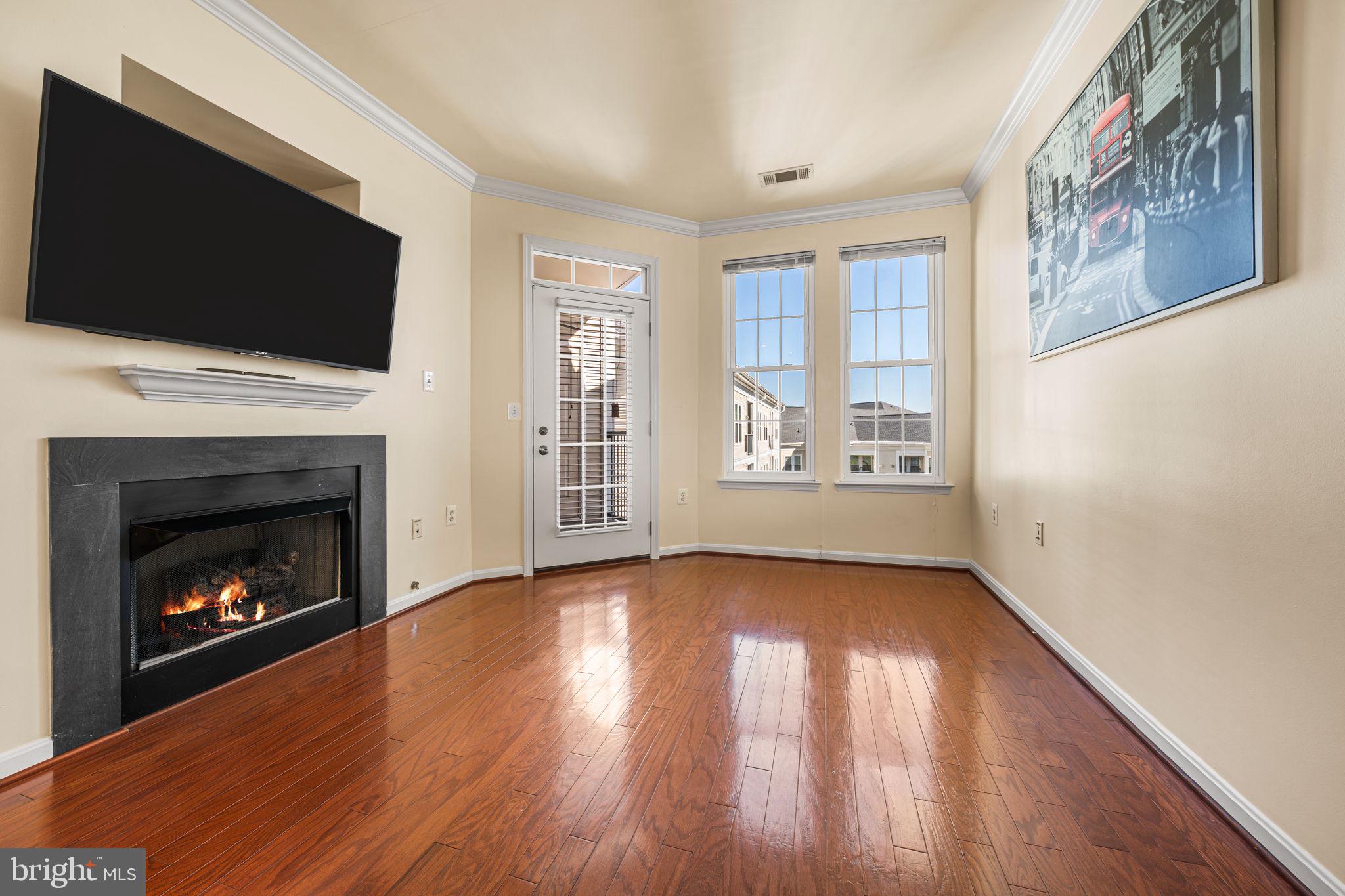 2055 26TH STREET S 5-410