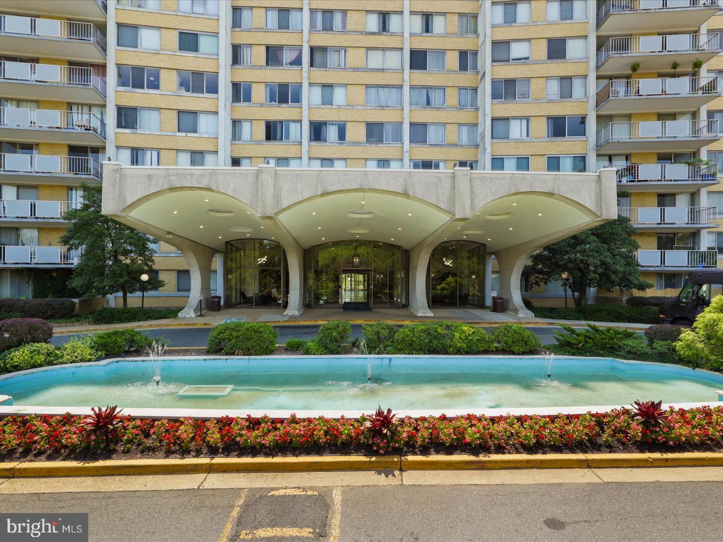 THE FOUNTAINS - Residential