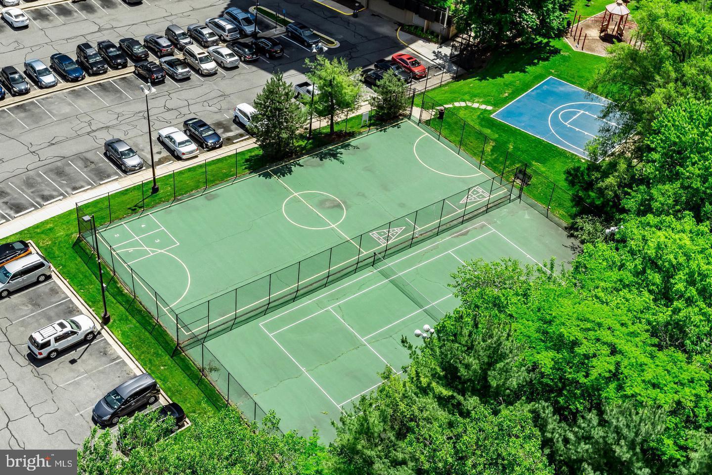 THE FOUNTAINS - Residential