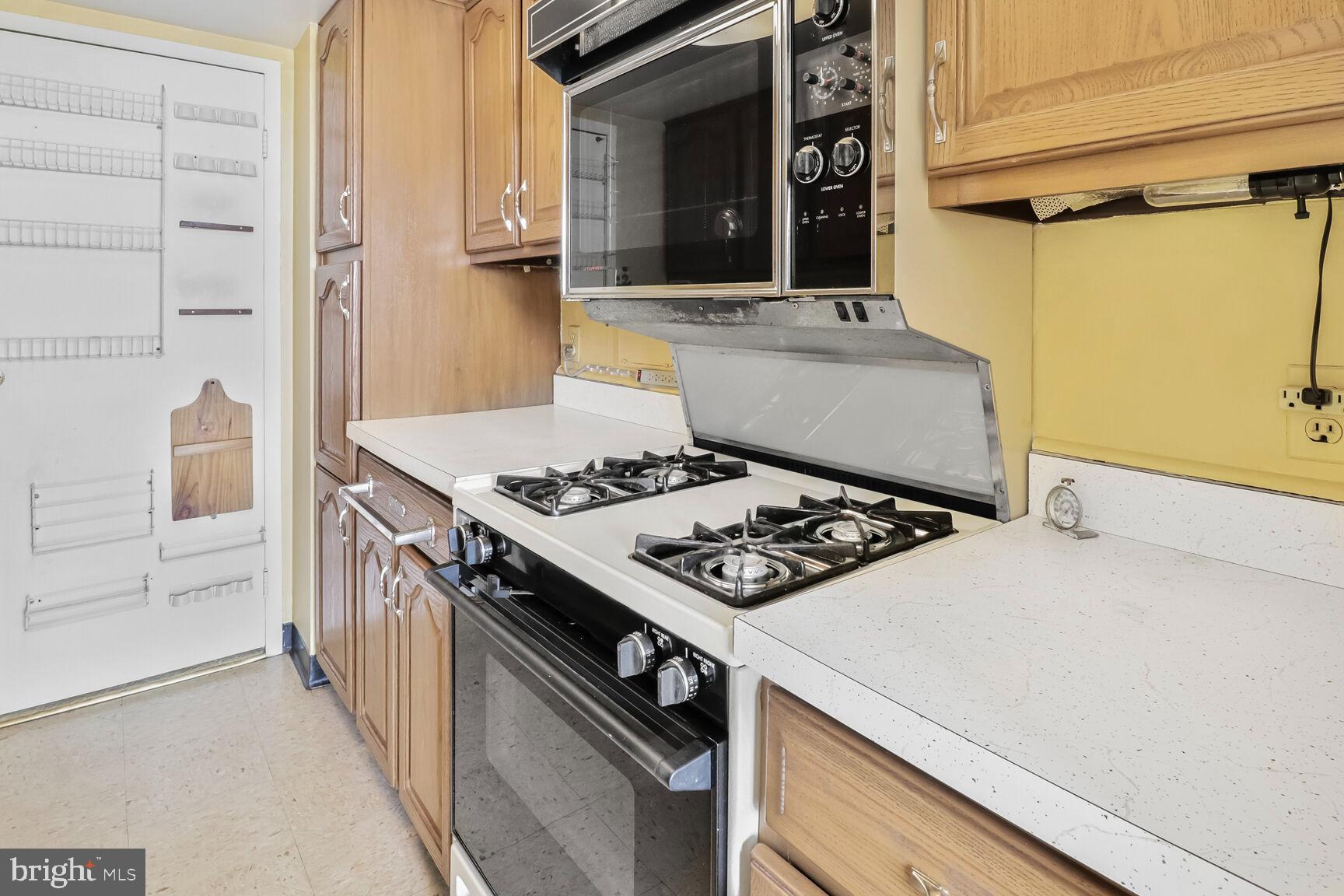 THE FOUNTAINS - Residential