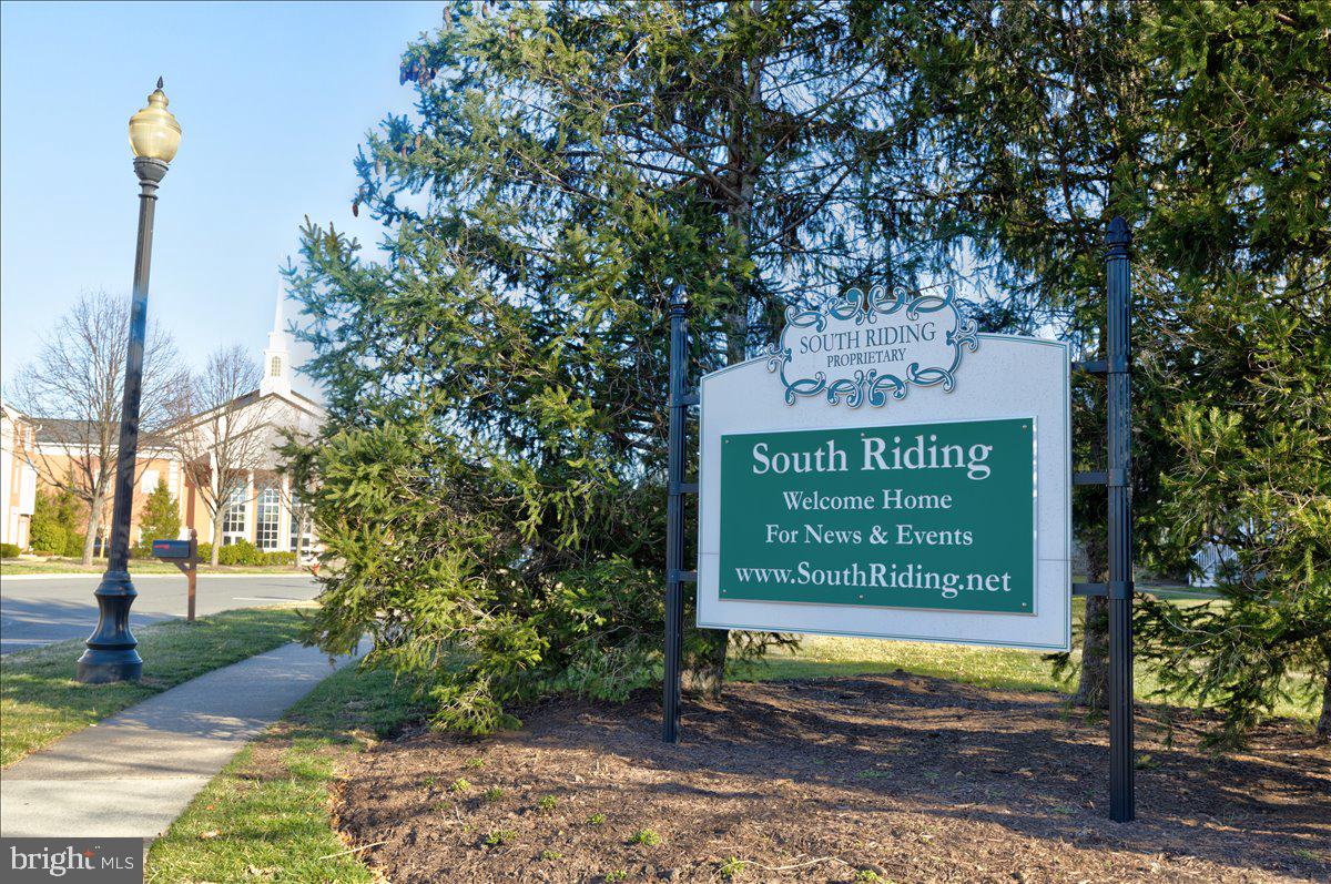 SOUTH RIDING - Residential