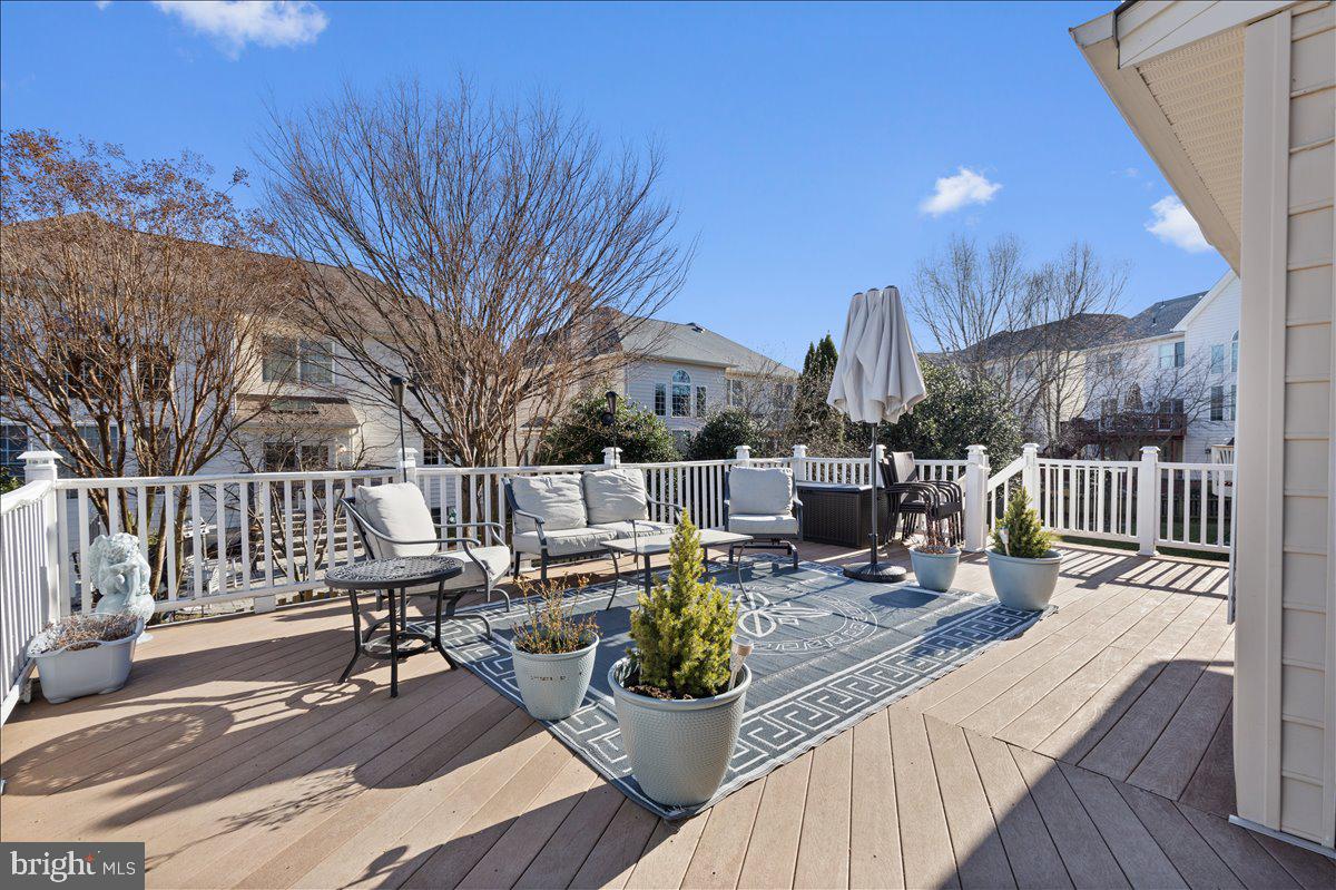 SOUTH RIDING - Residential