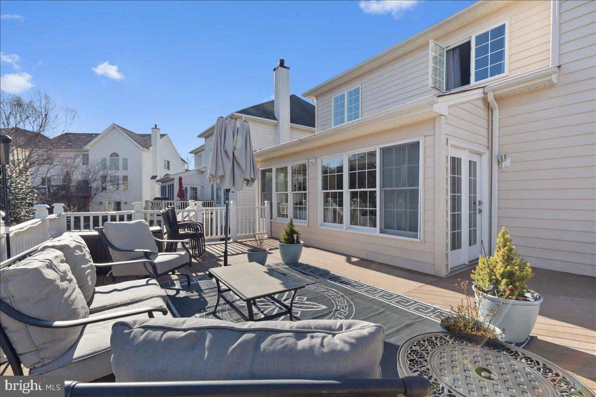 SOUTH RIDING - Residential