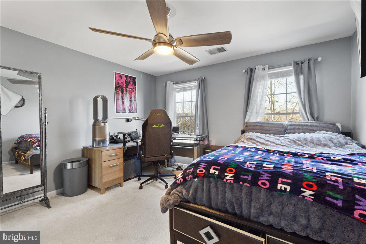 SOUTH RIDING - Residential