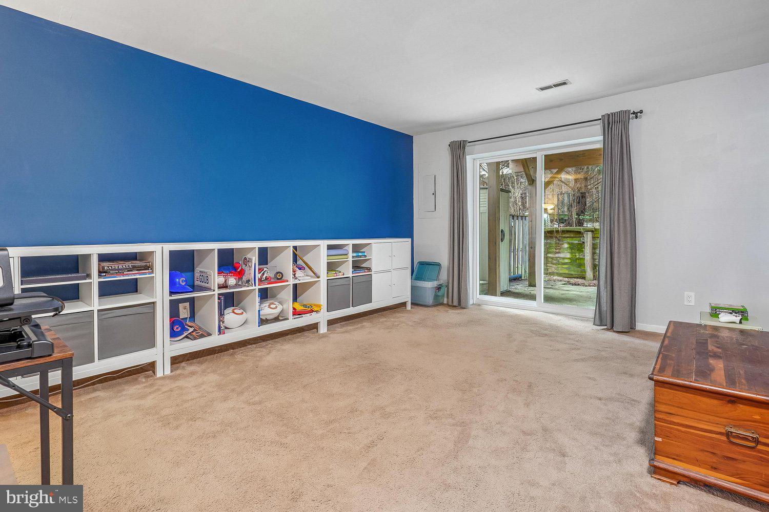 WORTHINGTON WOODS - Residential