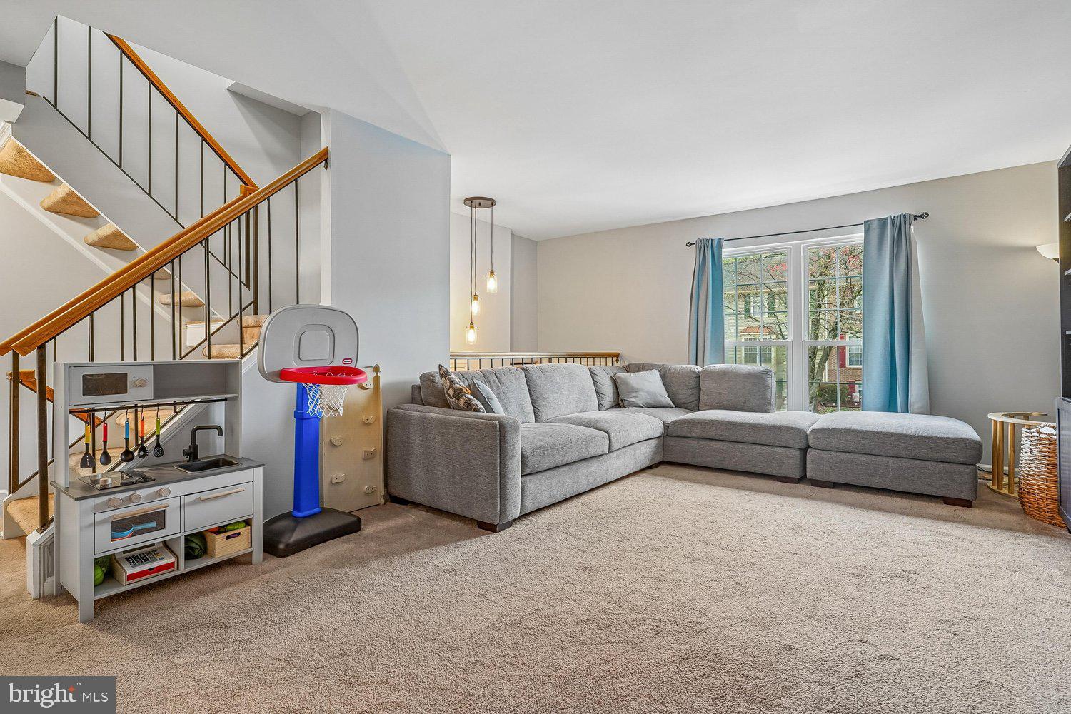 WORTHINGTON WOODS - Residential