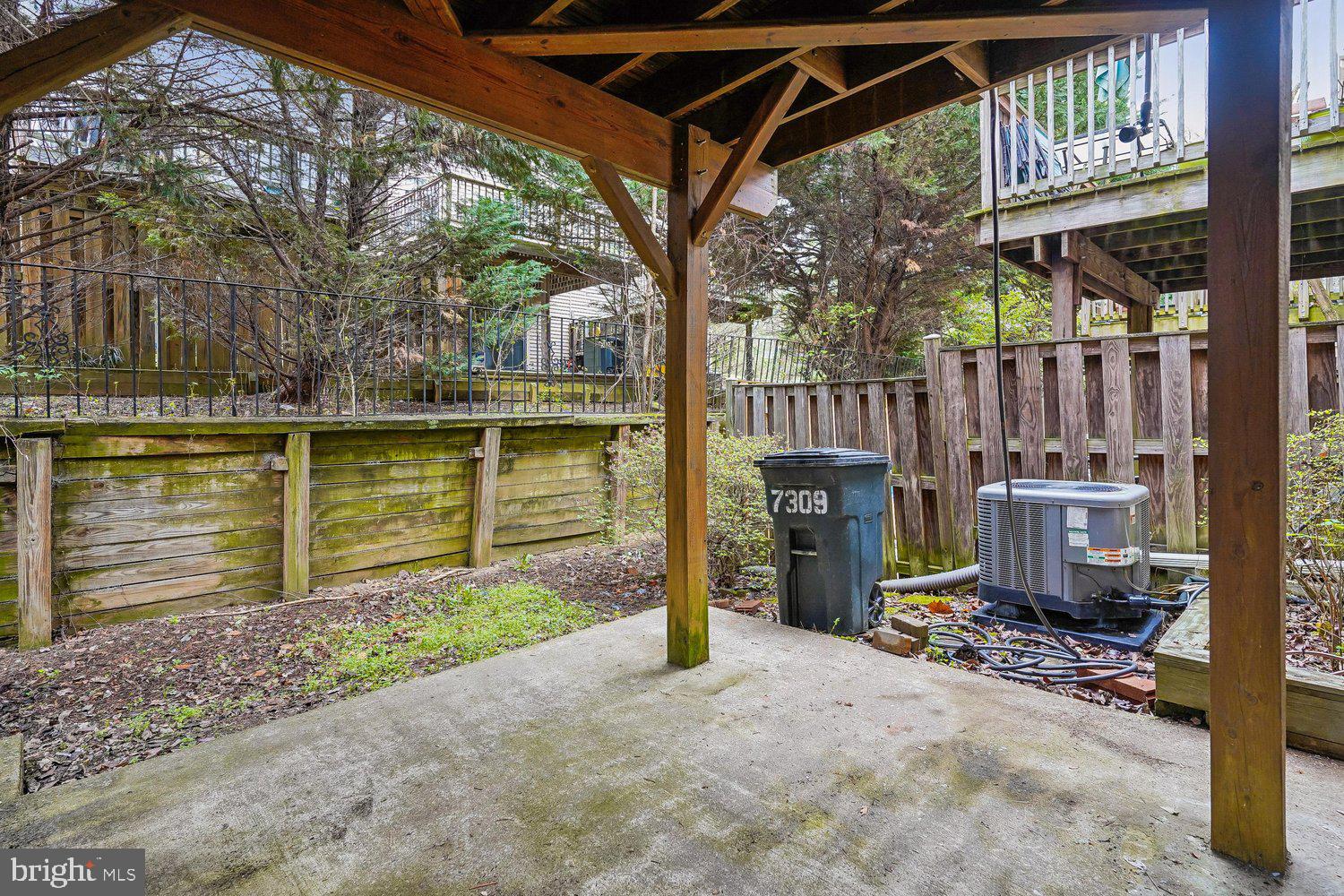 WORTHINGTON WOODS - Residential