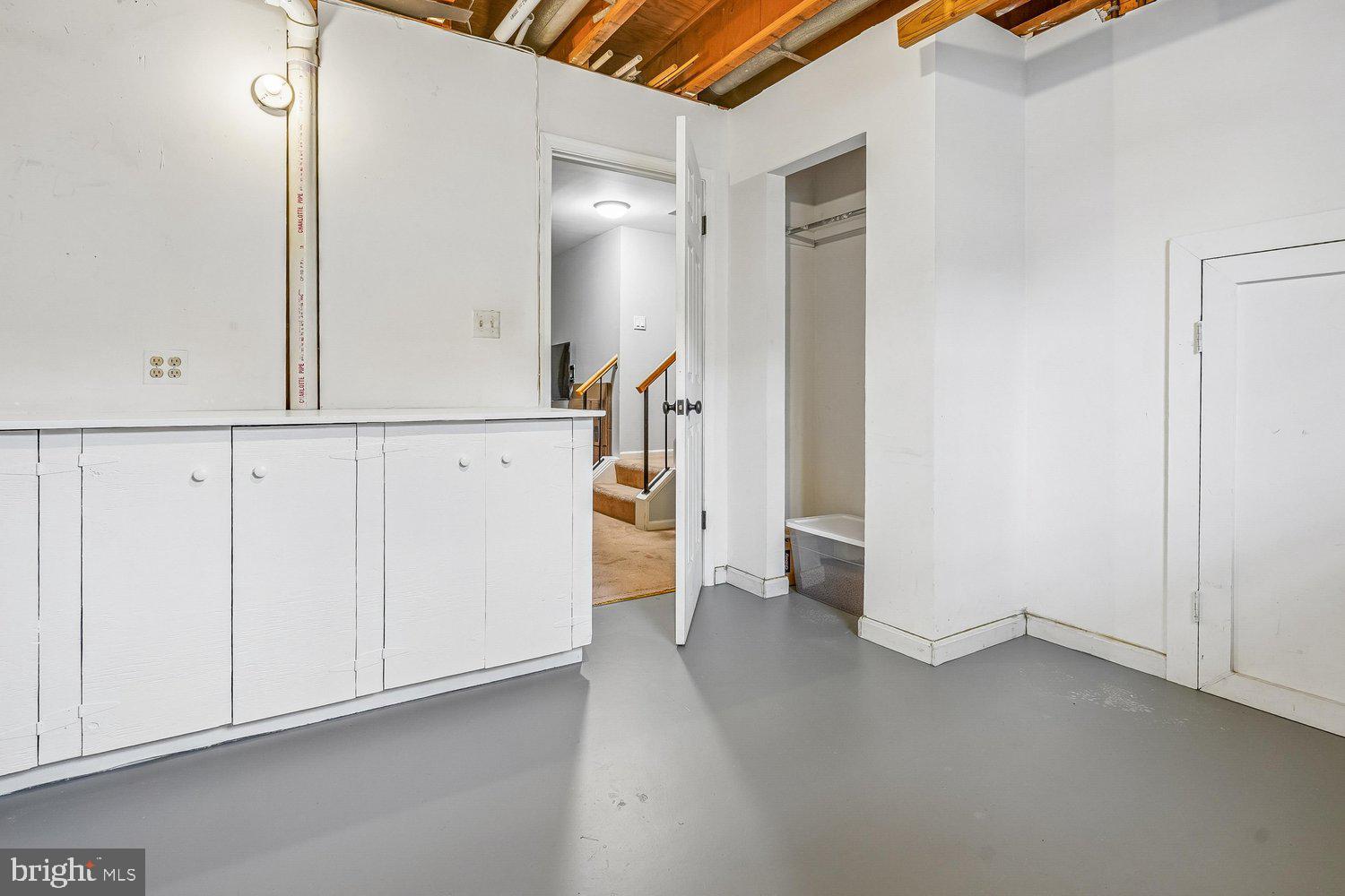 WORTHINGTON WOODS - Residential