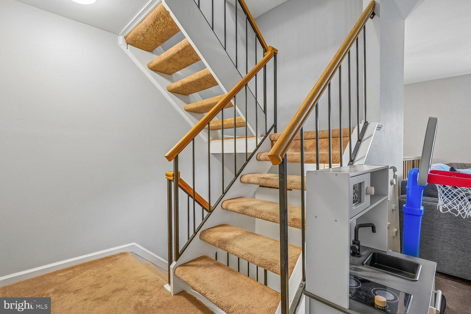 WORTHINGTON WOODS - Residential