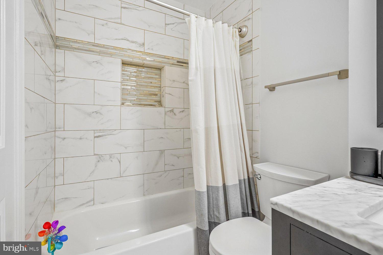 WORTHINGTON WOODS - Residential