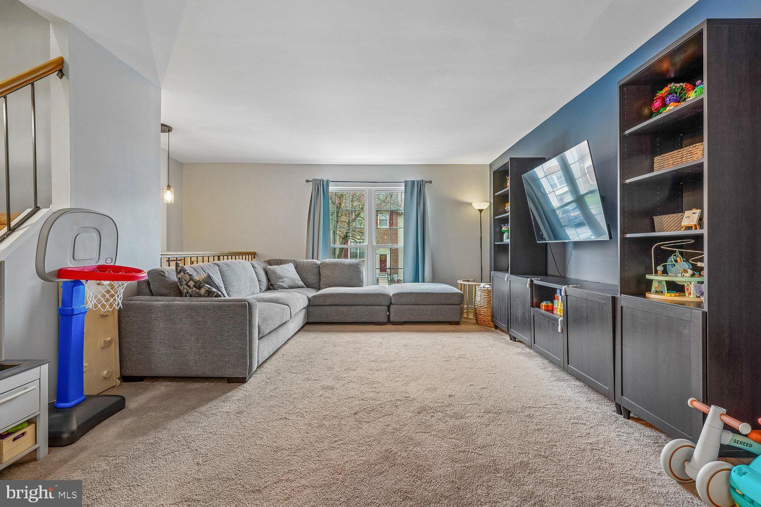 WORTHINGTON WOODS - Residential