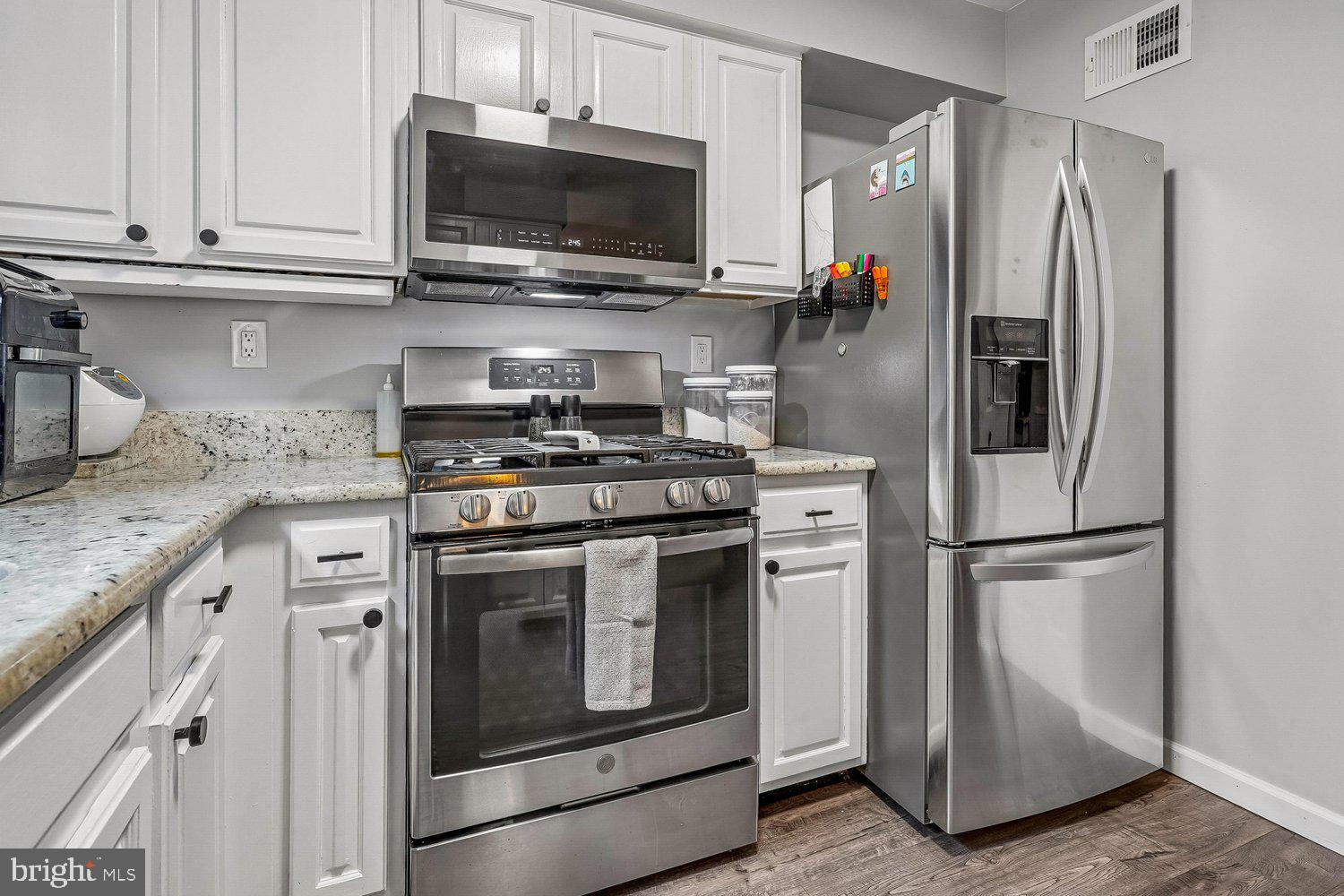 WORTHINGTON WOODS - Residential