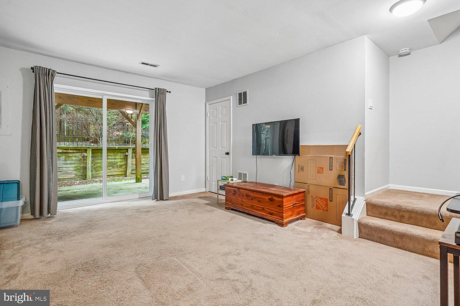 WORTHINGTON WOODS - Residential