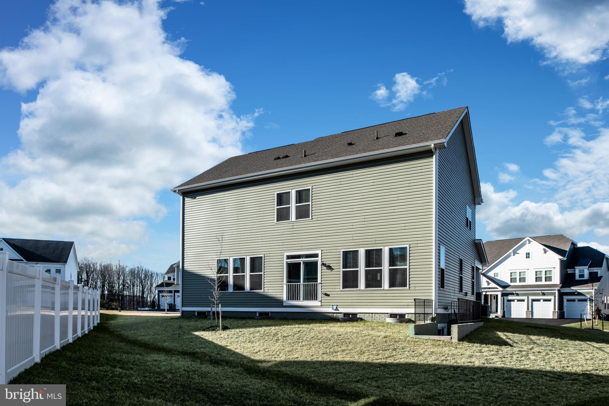 LIBERTY KNOLLS - Residential