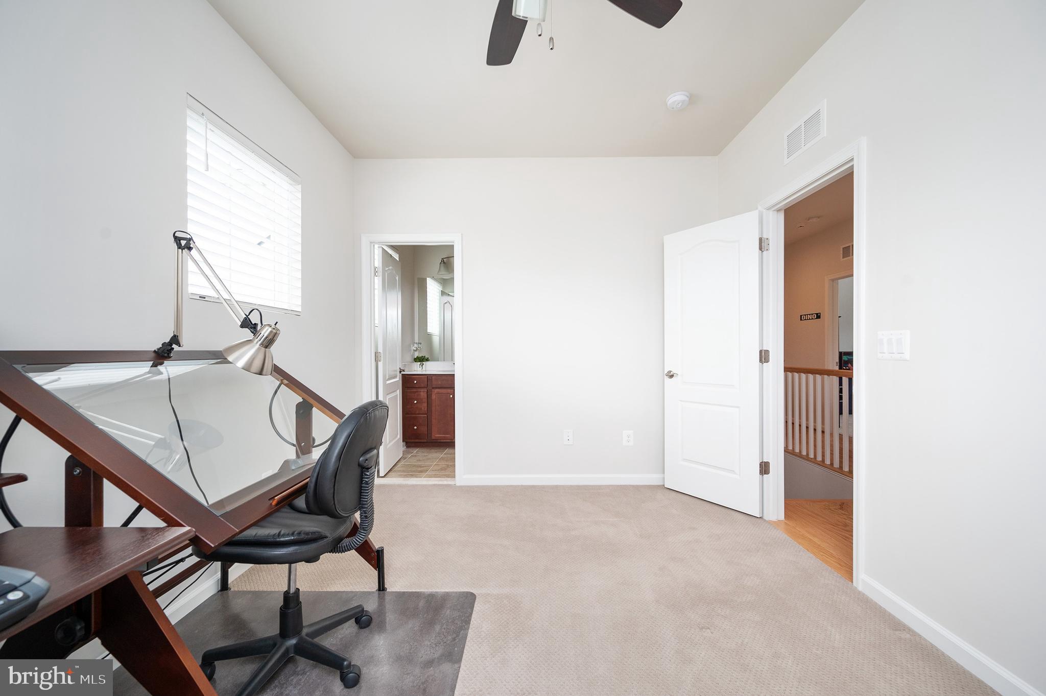 LIBERTY KNOLLS - Residential